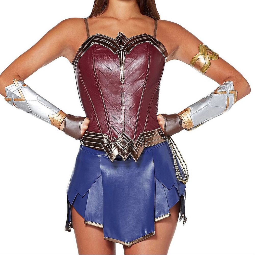 New Wonder Woman Costume